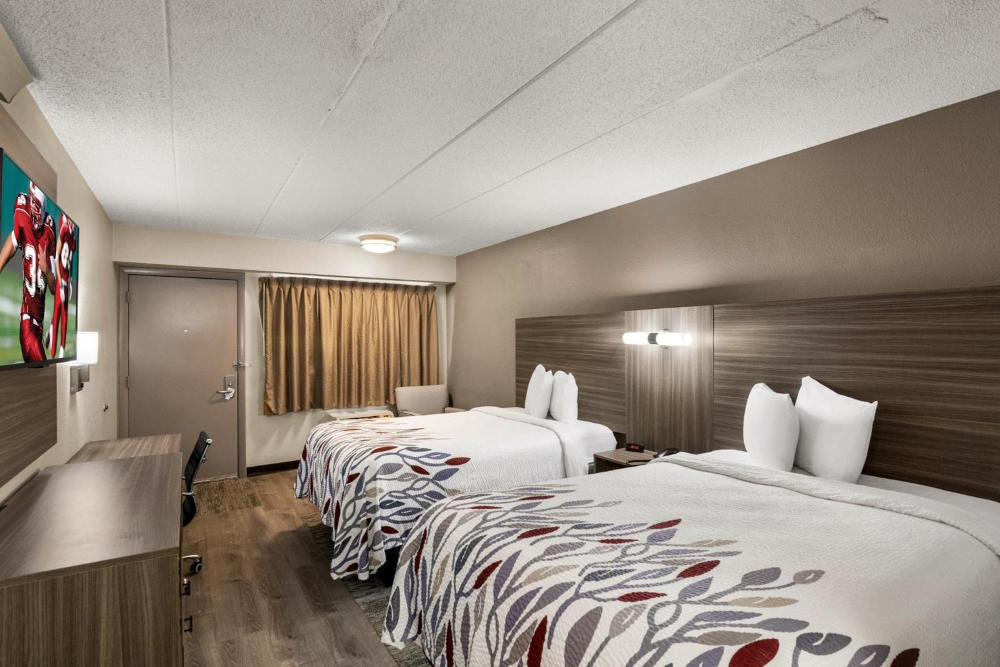 Red Roof Inn Enfield Bagian luar foto